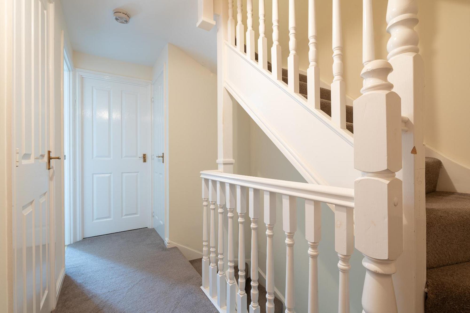 Spacious 4 Bedroom, Perfect For Contractors, Families, Private Parking Royal Wootton Bassett Exterior foto